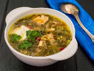 Зеленчукова чорба / супа от лапад и коприва с картофи, пресен зелен лук и кисело мляко